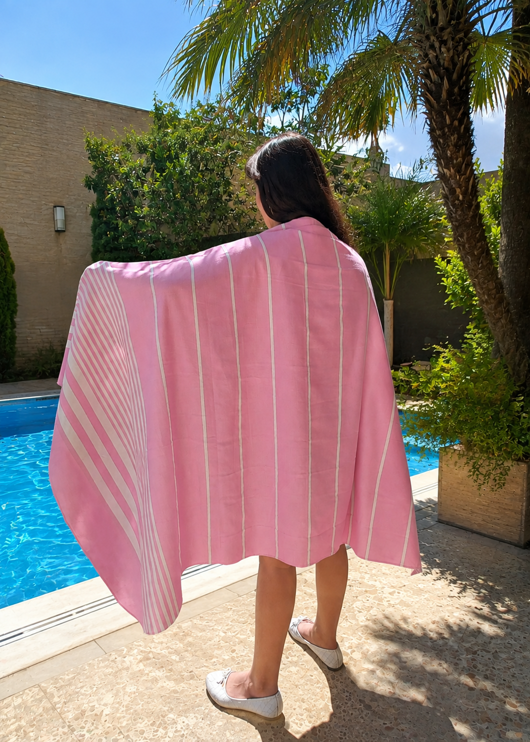 حوله استخری طرح ساده سایز ۱۰۰ در ۱۸۰ بدون ریشه